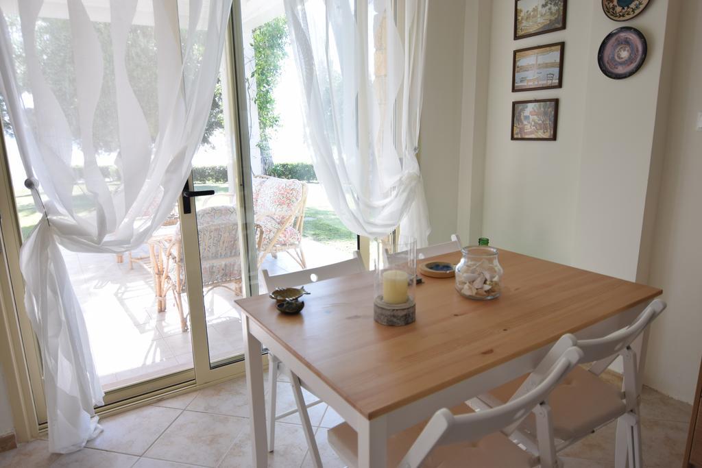 ניאה סקיוני Villa Anemi מראה חיצוני תמונה